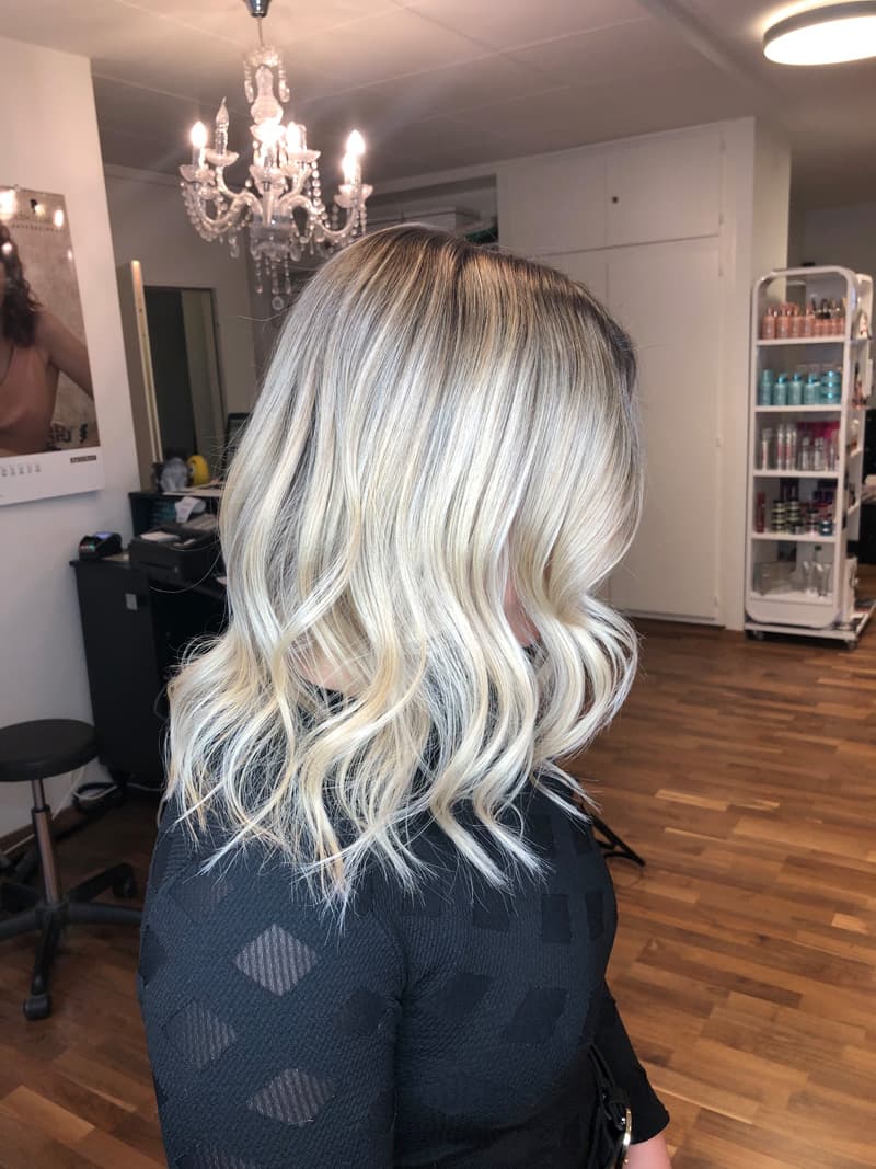 Natürliche Balayage Strähnen - Coiffeur Freie Strasse Basel